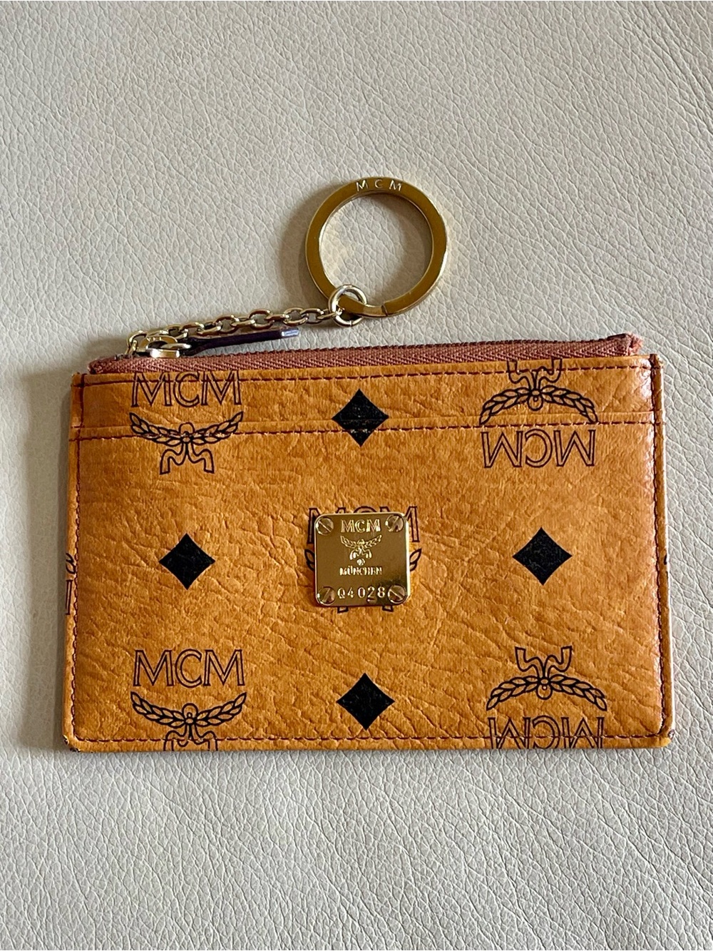 VGC MCM BROWN COGNAC LEATHER CARDHOLDER ZIP POUCH GOLD KEY RING CLASSIC MCM HDW - Picture 3 of 12